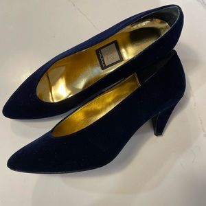 Navy Blue Velvet Kitten Heel Size 9